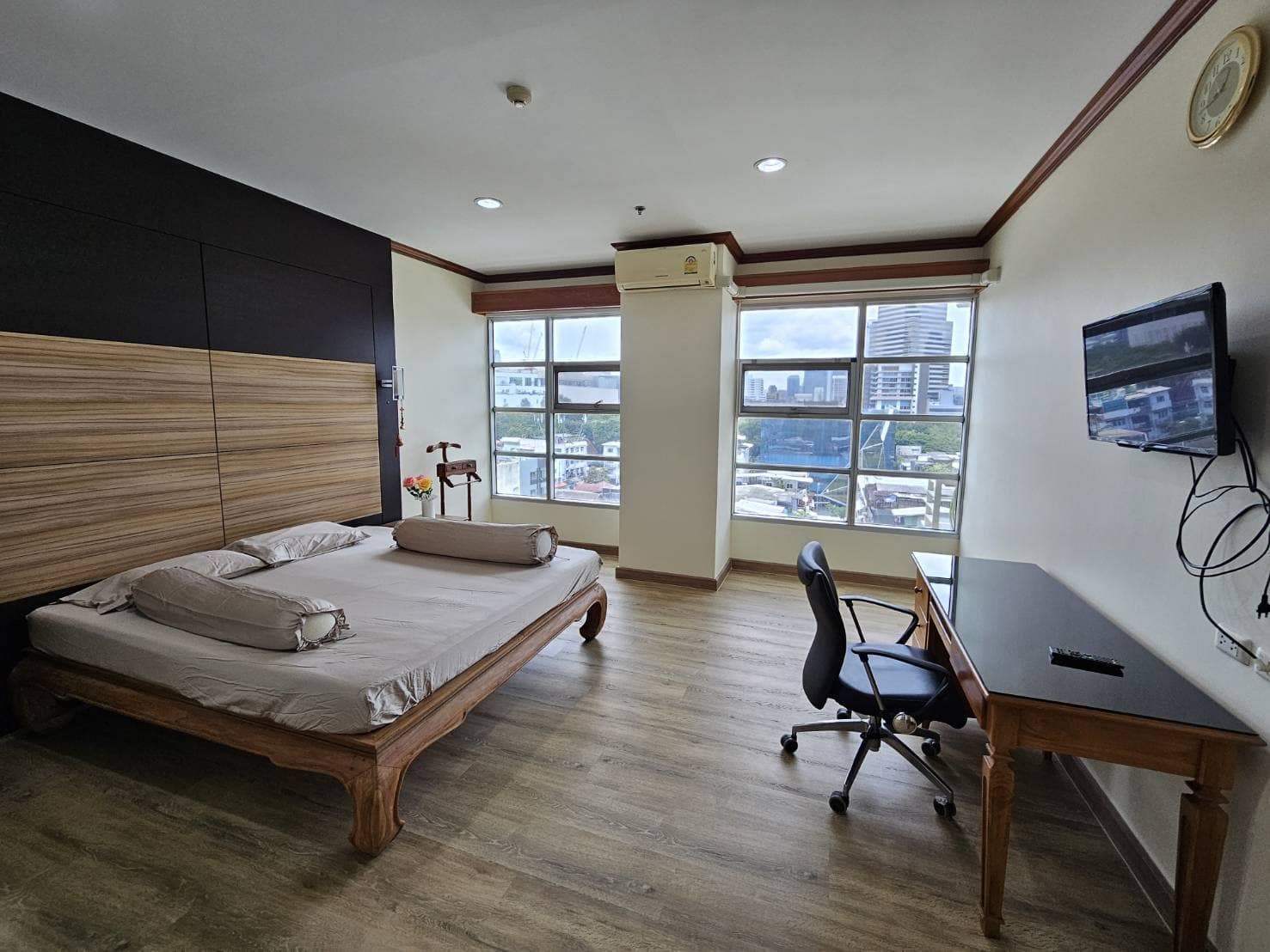 537306695_10161466019897761_8660469864143892081_n