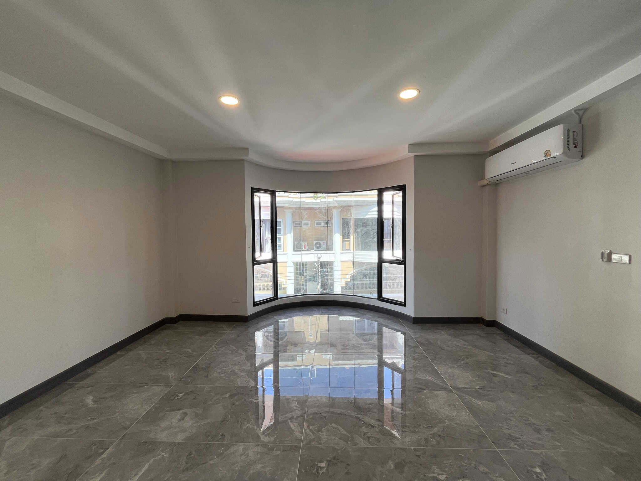 542759261_10164058315765746_5034194254213492871_n