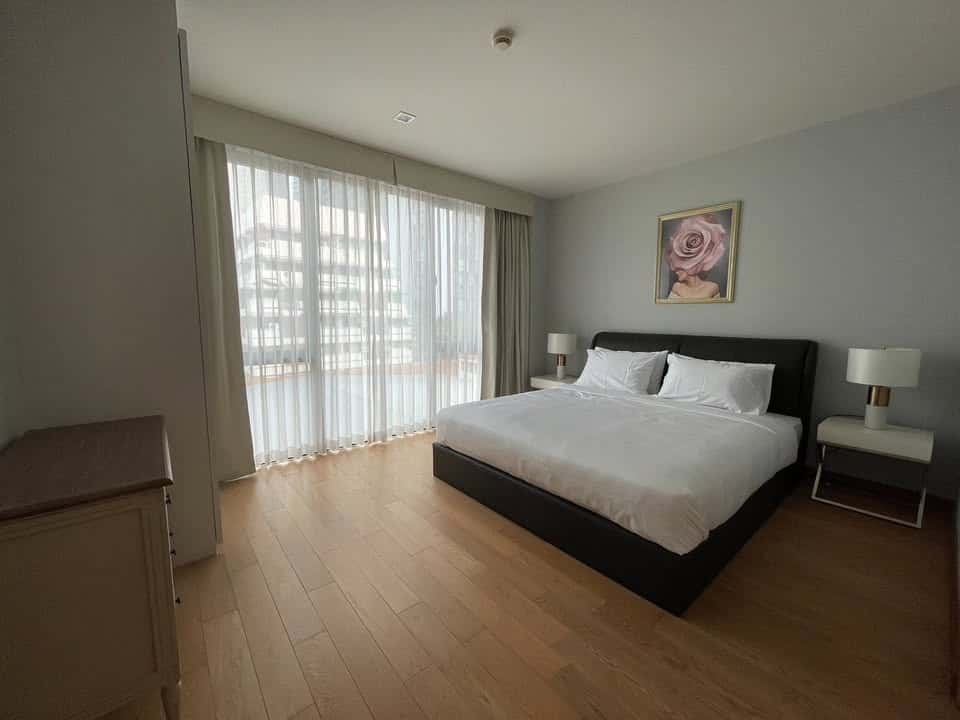 557591677_10162718889033025_7037411520664053148_n