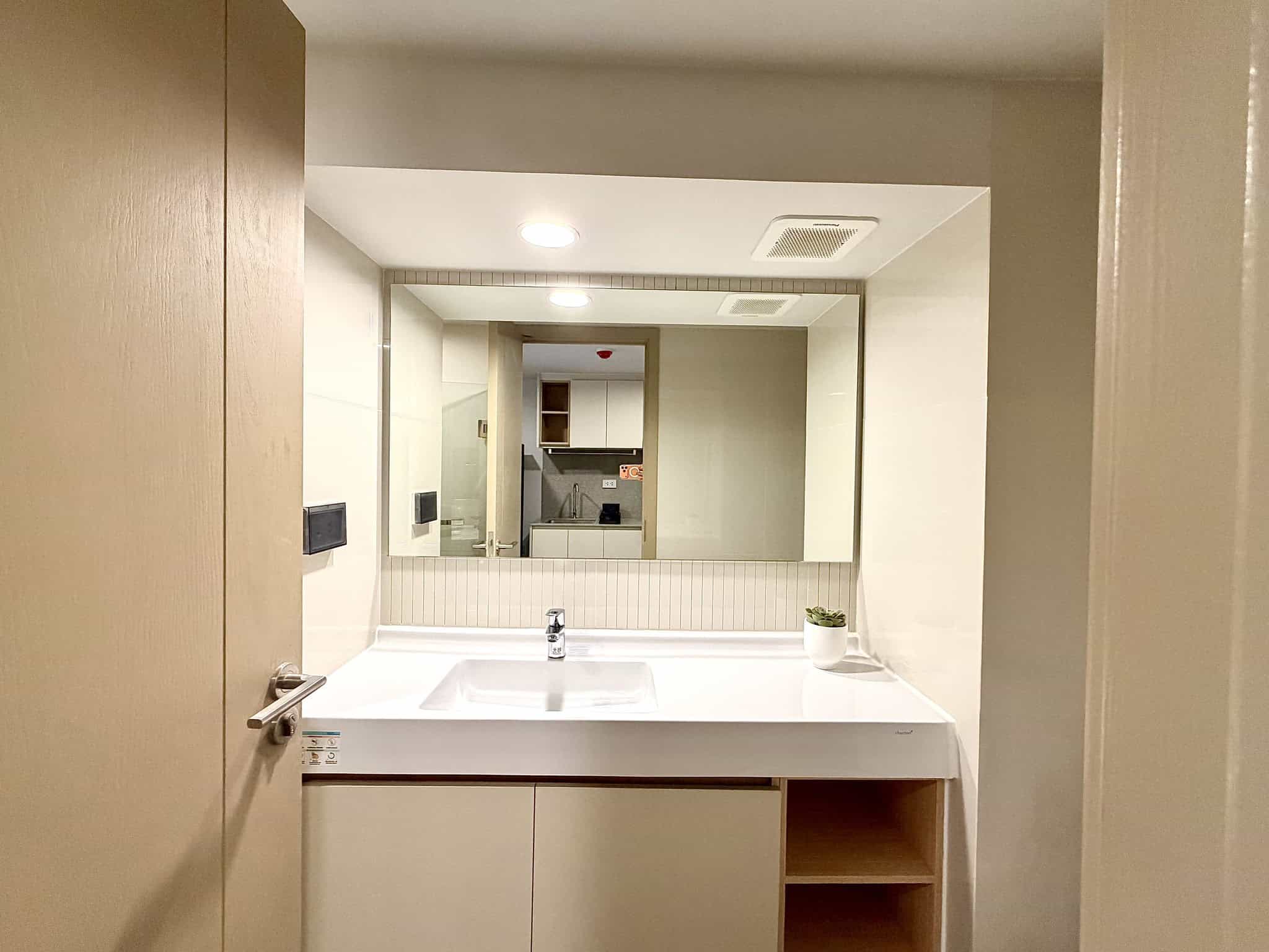 590145924_10162537661939811_4036765817606686835_n