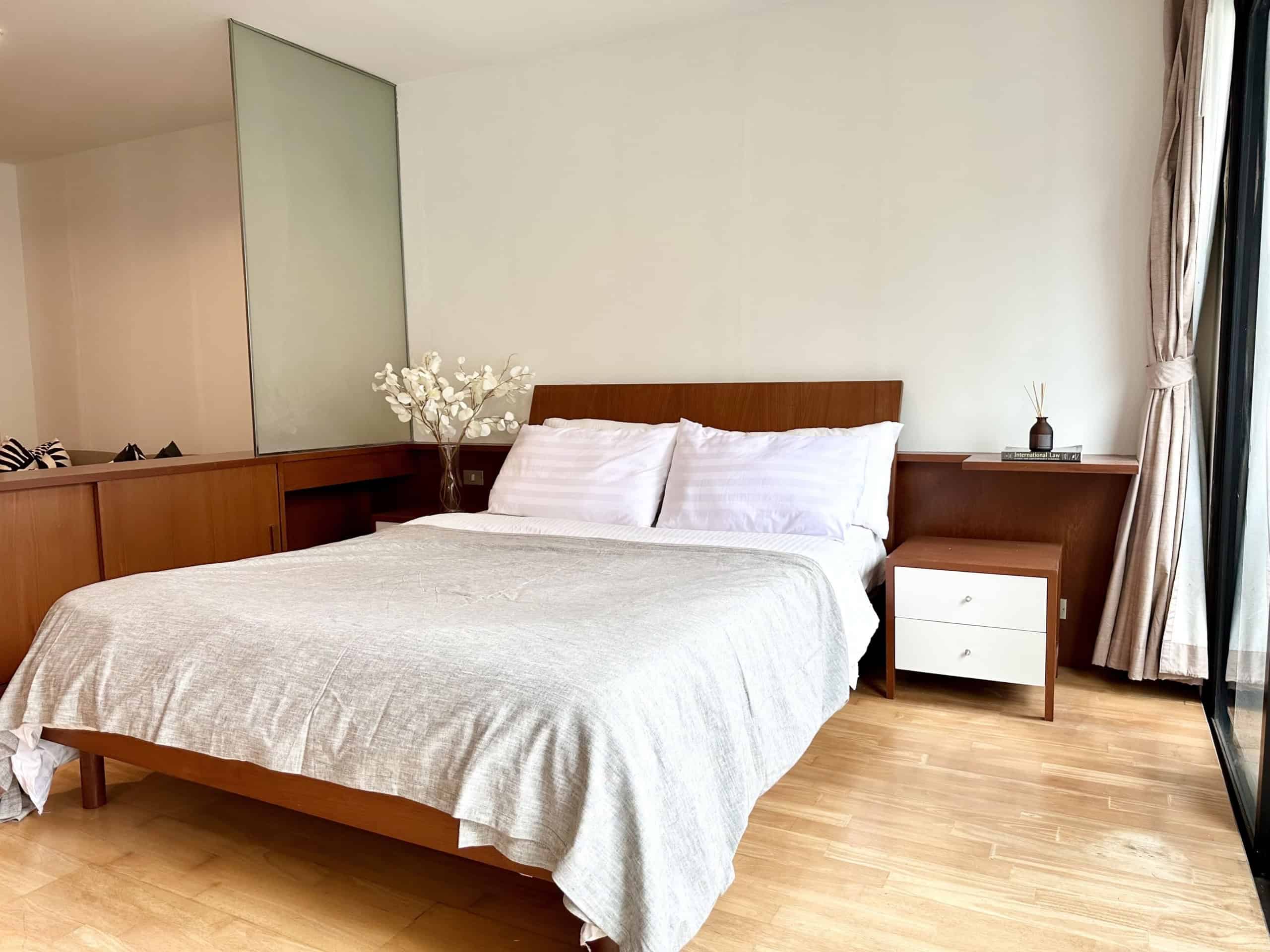 01023AC0-3D4C-4081-BA65-870C499B154C