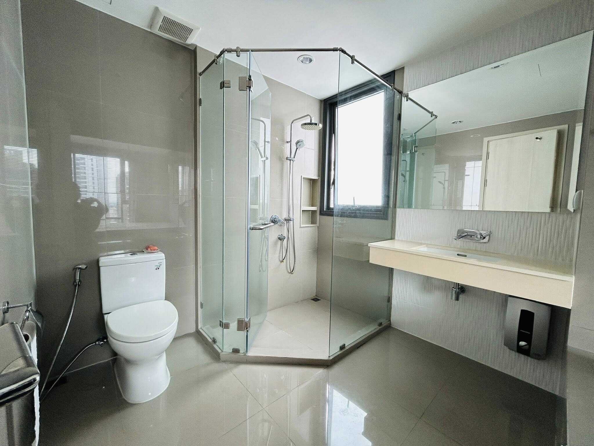 586914122_10163219993504771_2458967609187745542_n